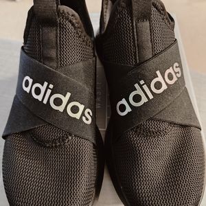 Women's Pure Motion Adapt size 7